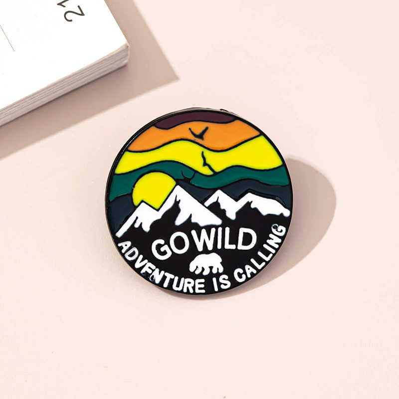 Outdoor Adventure Enamel Pins  - Outdoor Adventure Friends 评论和价格