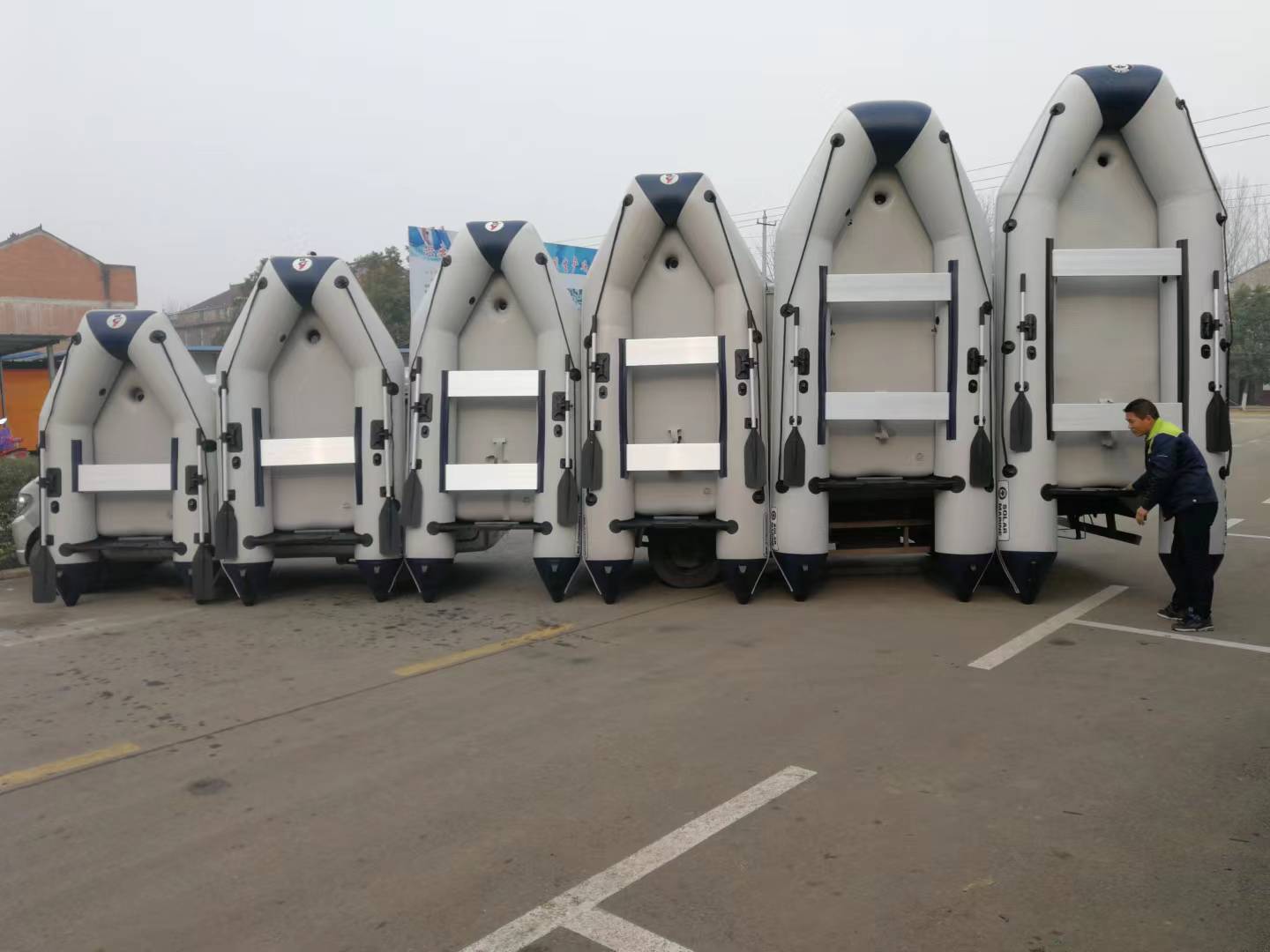 230cm Portable Inflatable Camp - Outdoor Adventure Rafting 评论和价格